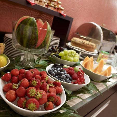 Hotel Montini Linate Airport Peschiera Borromeo Εξωτερικό φωτογραφία