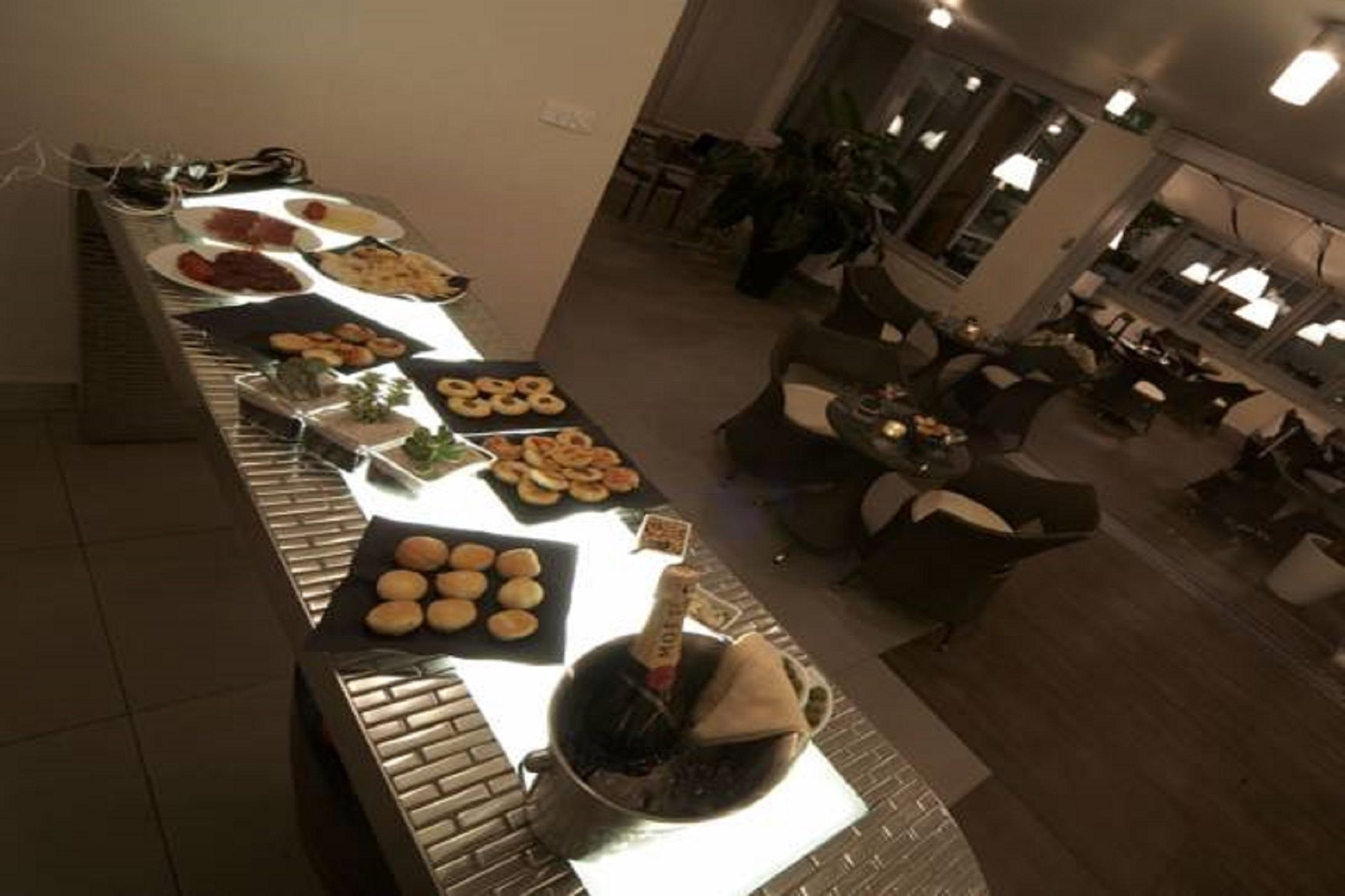 Hotel Montini Linate Airport Peschiera Borromeo Εξωτερικό φωτογραφία