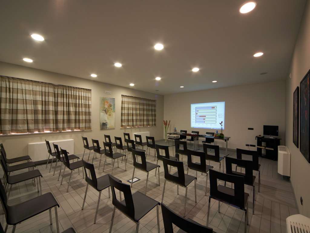 Hotel Montini Linate Airport Peschiera Borromeo Ανέσεις φωτογραφία